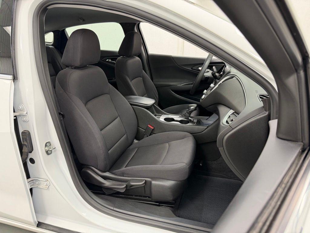 Chevrolet Malibu  2022