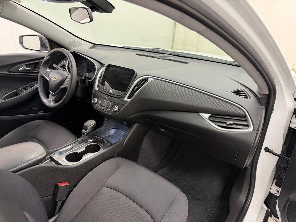 Chevrolet Malibu  2022