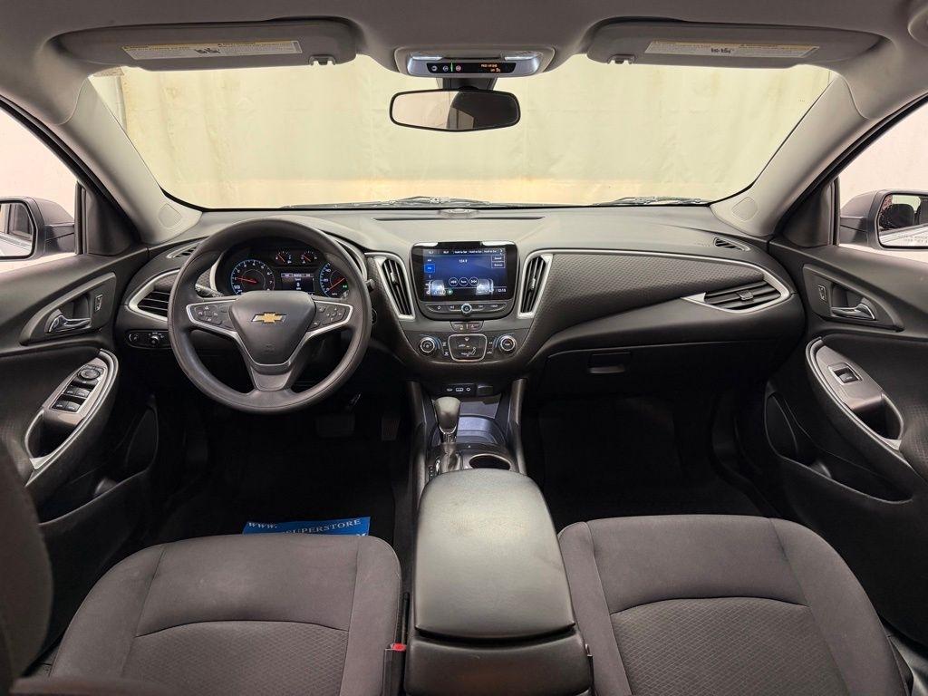 Chevrolet Malibu  2022