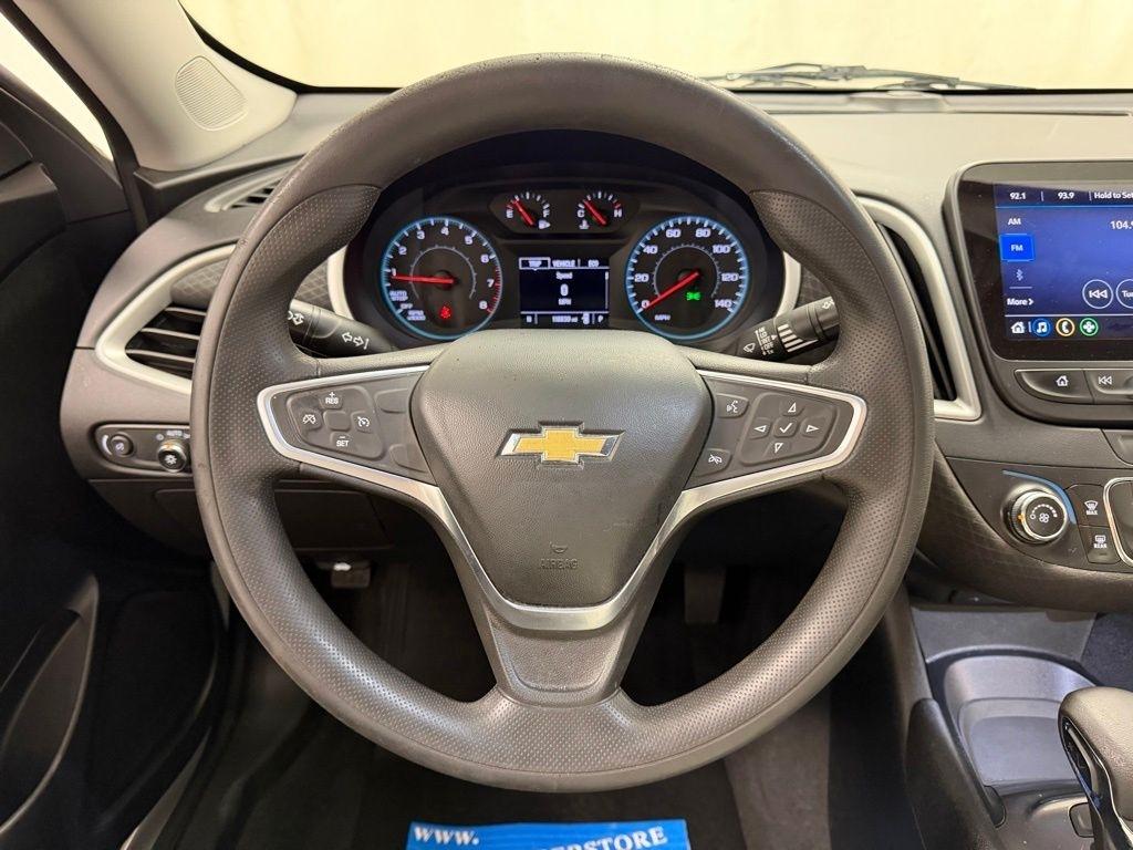 Chevrolet Malibu  2022
