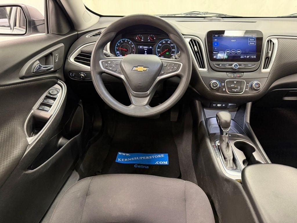 Chevrolet Malibu  2022