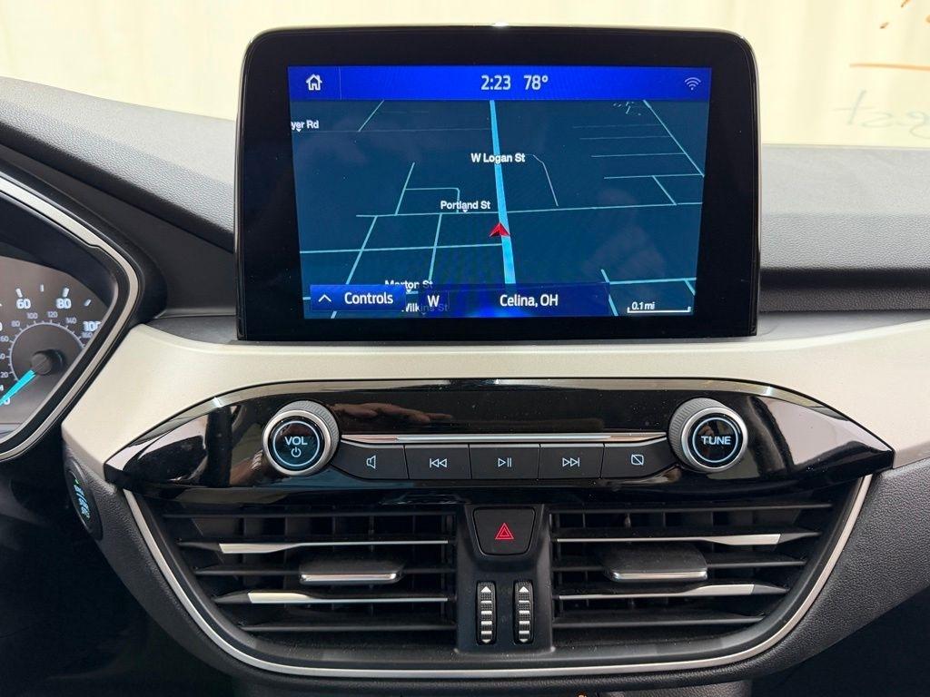 Ford Escape  2021