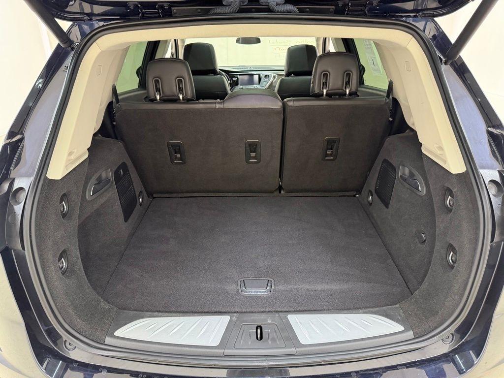 Buick Envision  2020