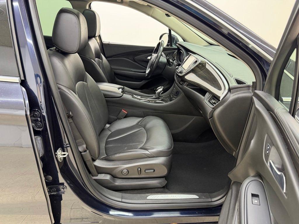 Buick Envision  2020