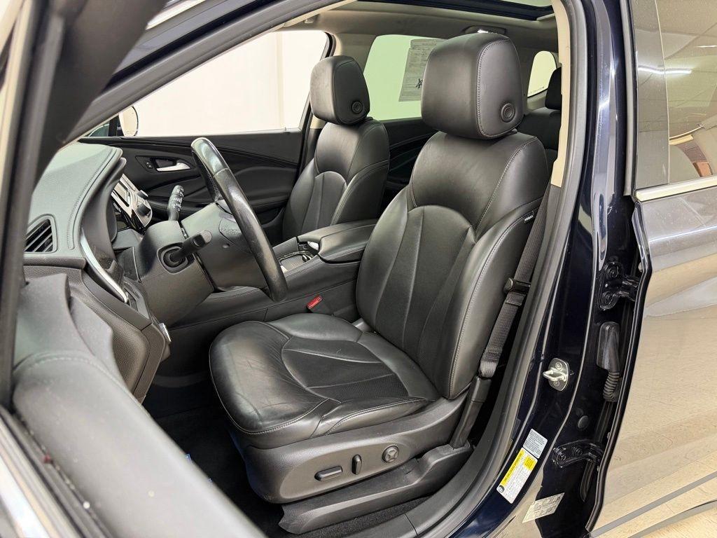 Buick Envision  2020
