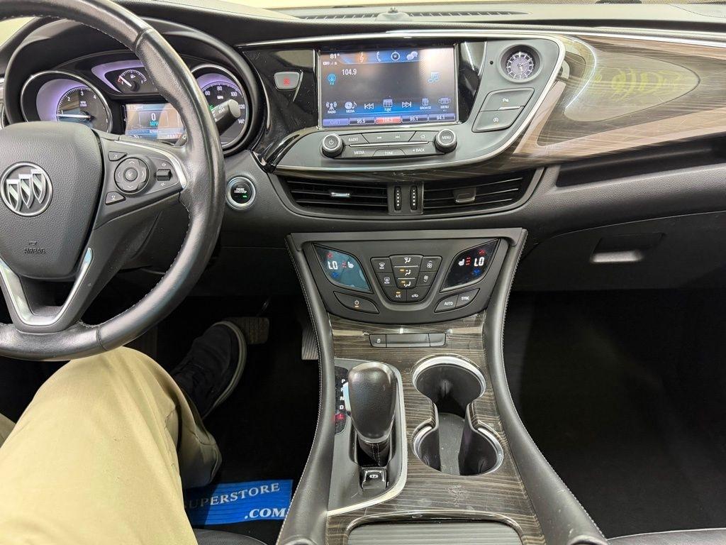 Buick Envision  2020