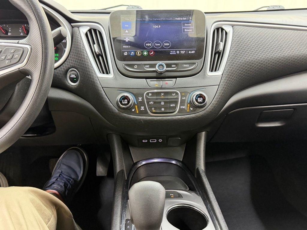 Chevrolet Malibu  2024