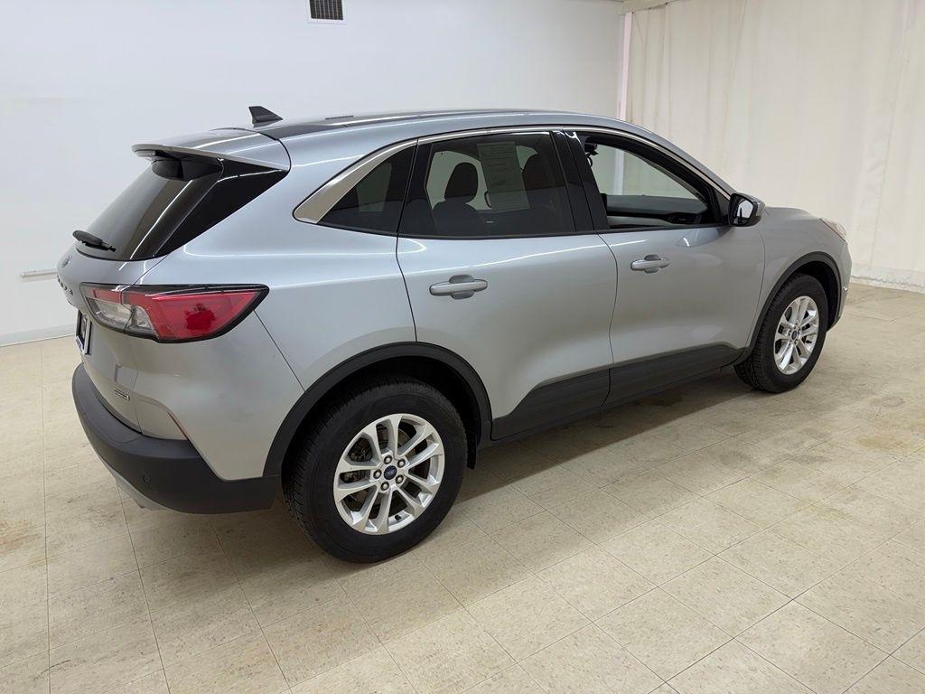 Ford Escape Hybrid  2021