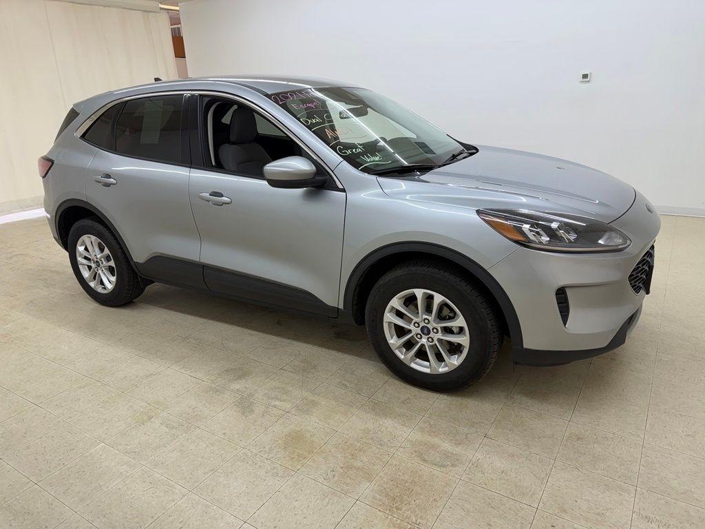 Ford Escape Hybrid  2021