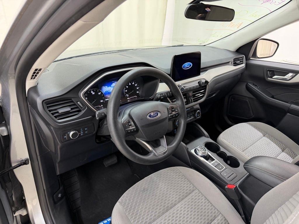 Ford Escape Hybrid  2021