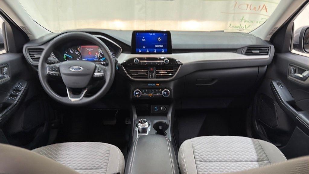 Ford Escape Hybrid  2021