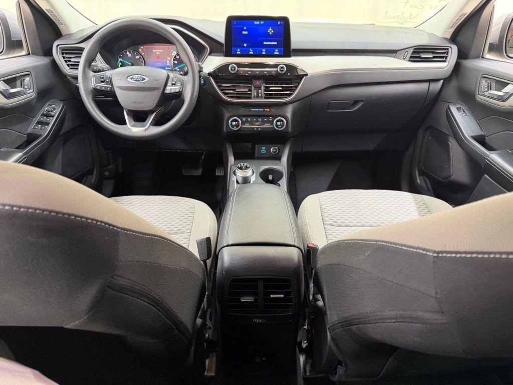 Ford Escape Hybrid  2021