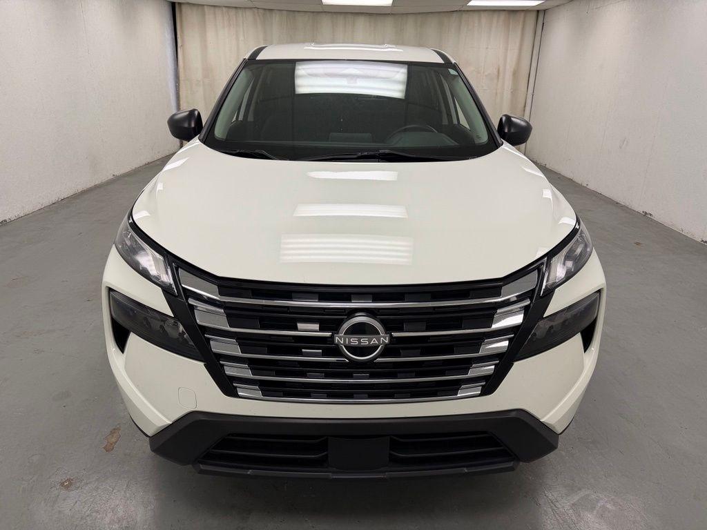 Nissan Rogue  2024