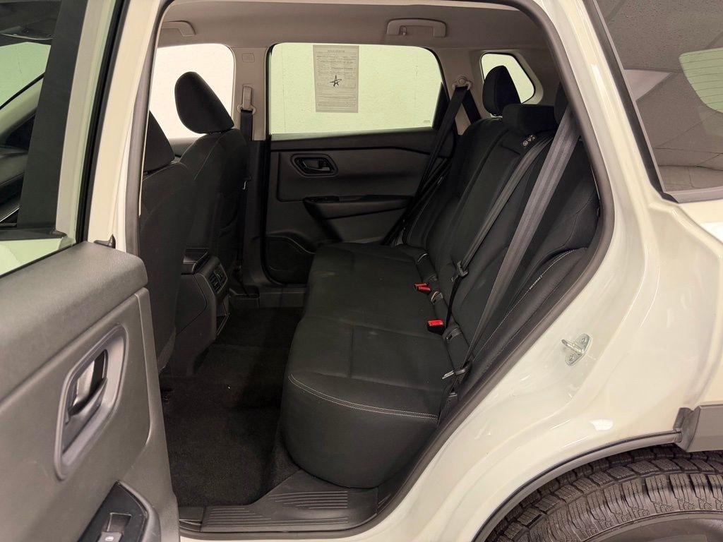Nissan Rogue  2024