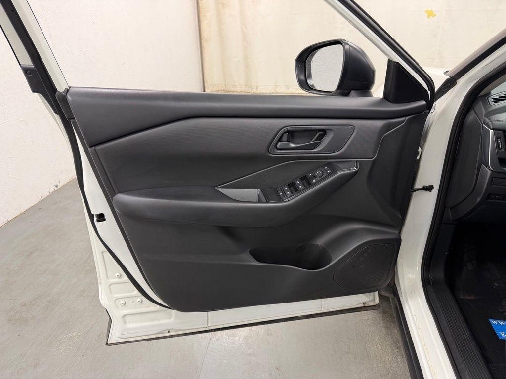 Nissan Rogue  2024