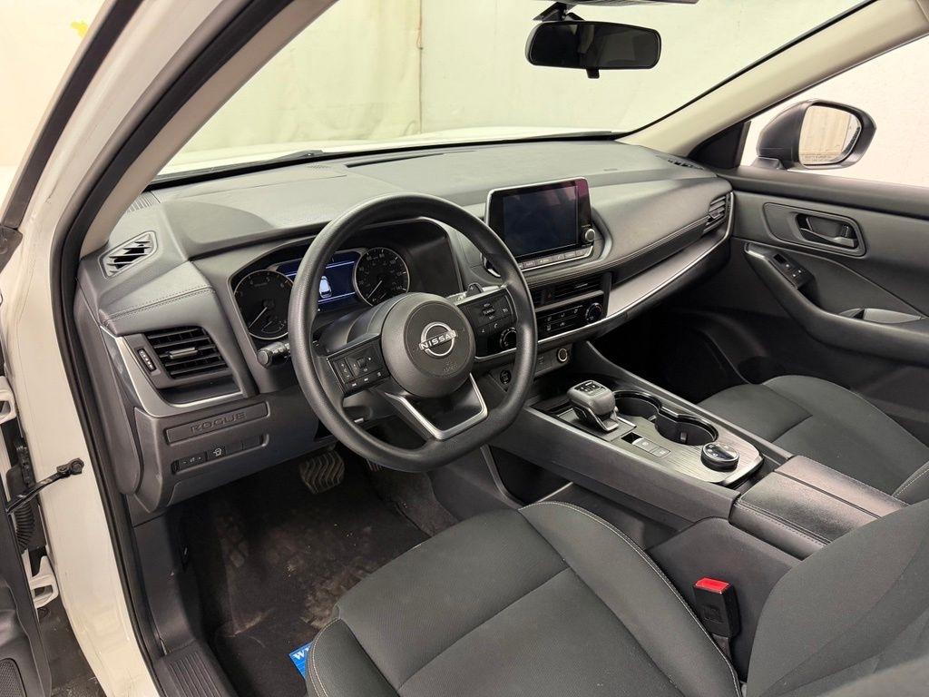 Nissan Rogue  2024