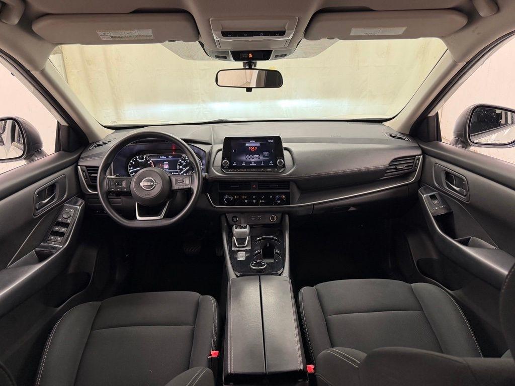 Nissan Rogue  2024