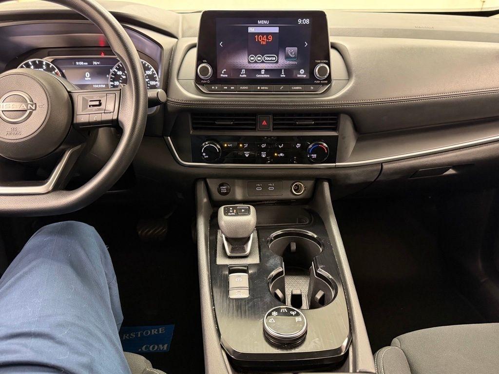 Nissan Rogue  2024