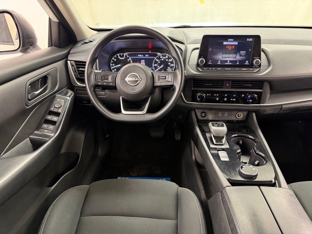 Nissan Rogue  2024
