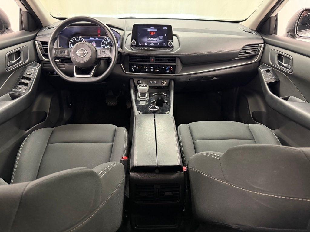 Nissan Rogue  2024