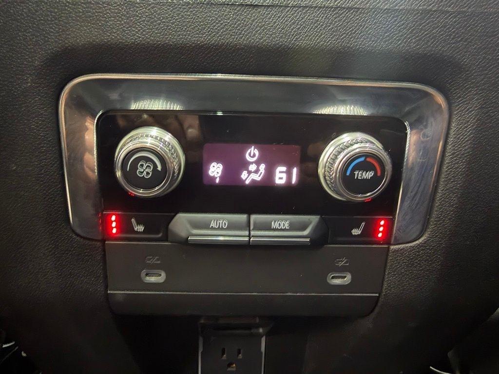 GMC Yukon  2022
