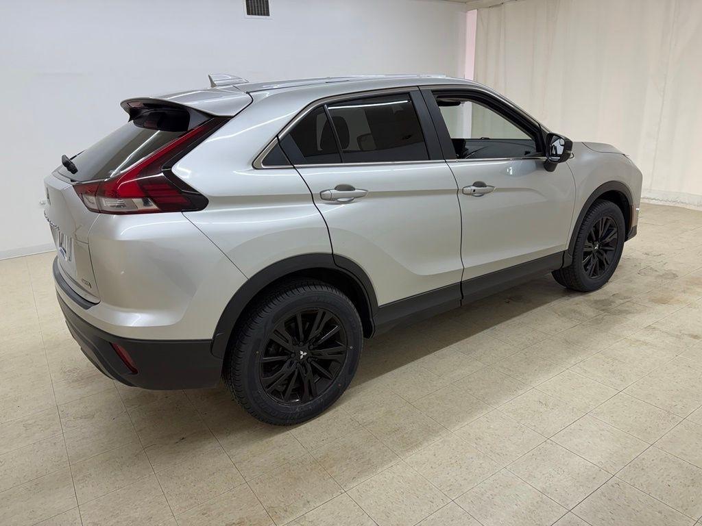 Mitsubishi Eclipse Cross  2024