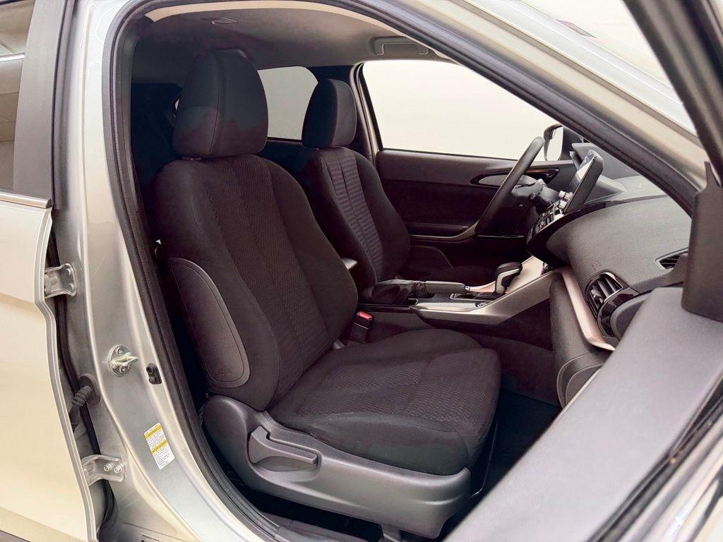 Mitsubishi Eclipse Cross  2024