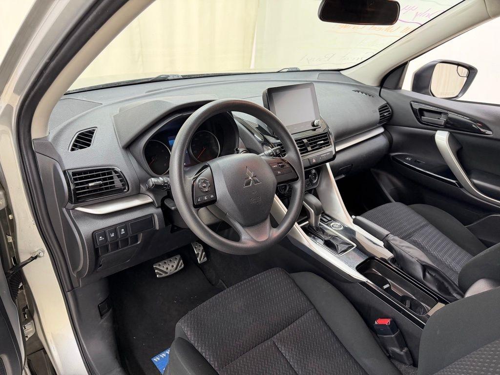 Mitsubishi Eclipse Cross  2024
