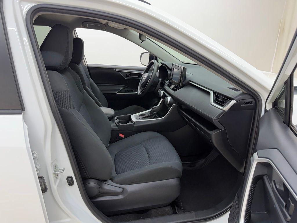 Toyota RAV4  2019