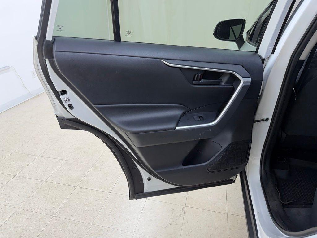 Toyota RAV4  2019