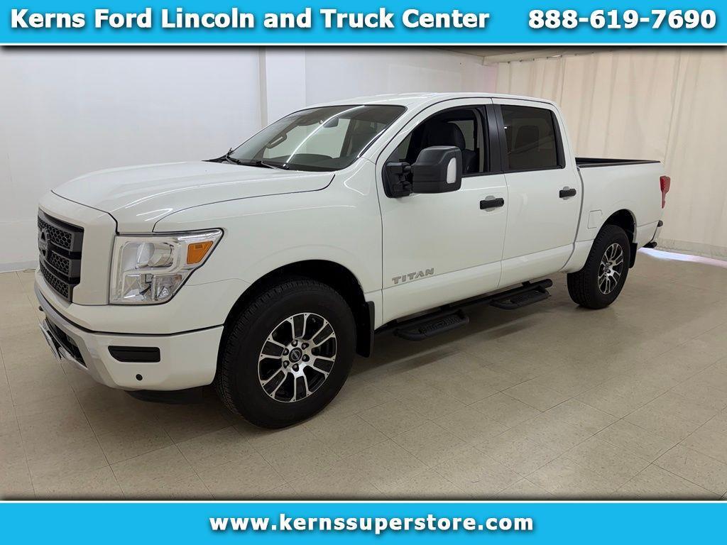 2024 Nissan Titan 