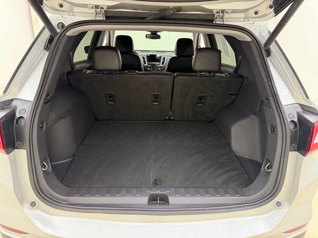 Chevrolet Equinox  2021