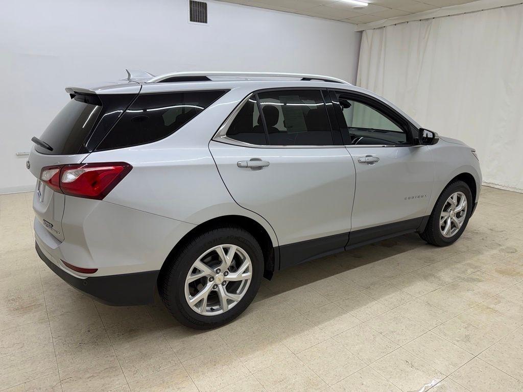 Chevrolet Equinox  2021