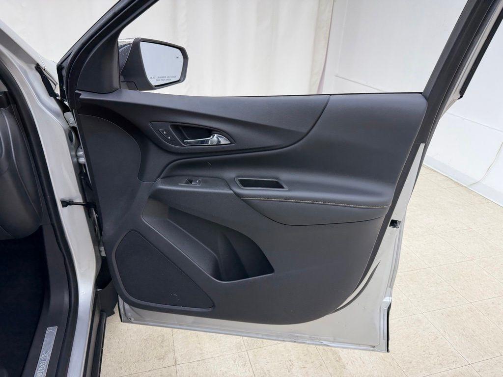 Chevrolet Equinox  2021