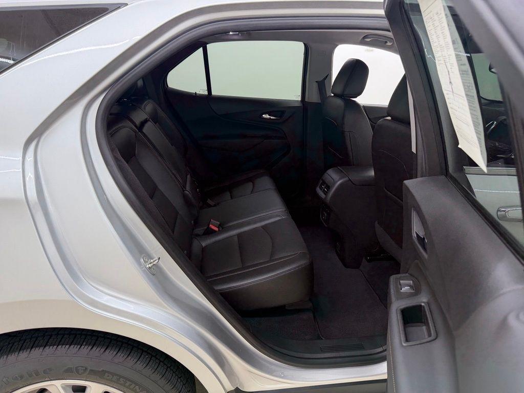 Chevrolet Equinox  2021