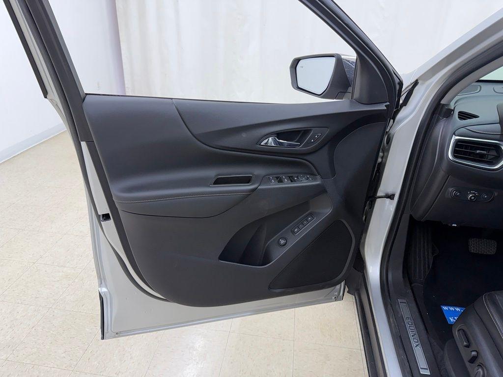 Chevrolet Equinox  2021