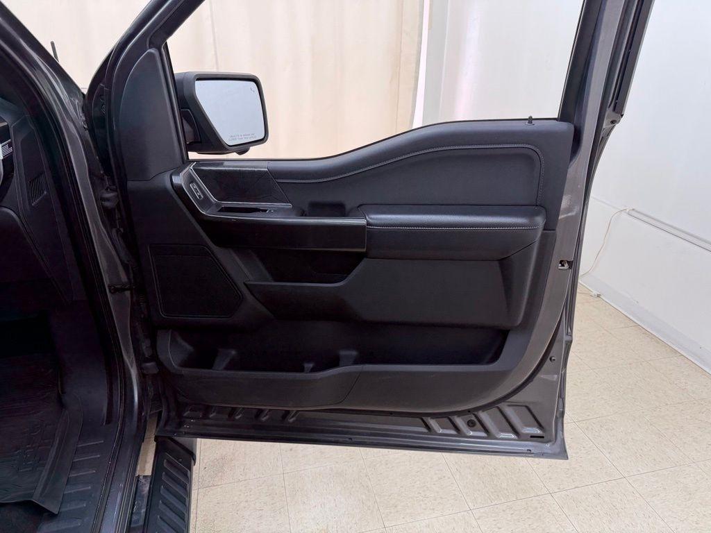 Ford F-150  2021