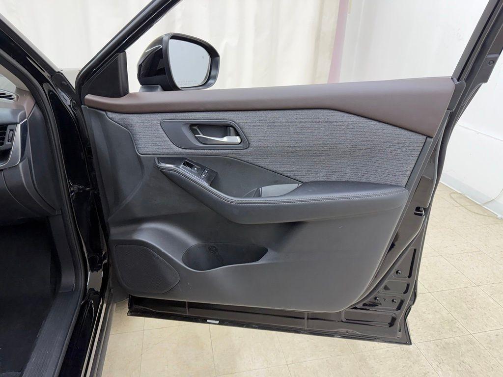 Nissan Rogue  2023