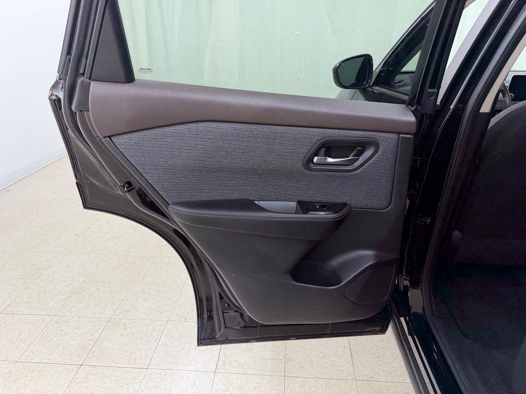 Nissan Rogue  2023