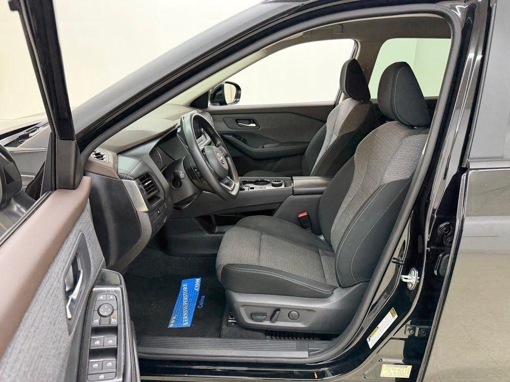 Nissan Rogue  2023