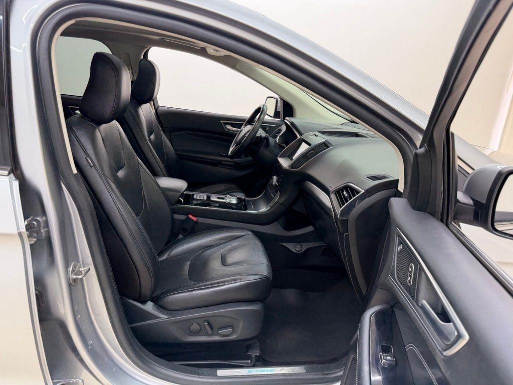 Ford Edge  2020