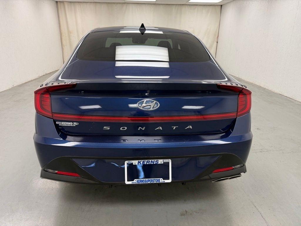Hyundai Sonata  2021