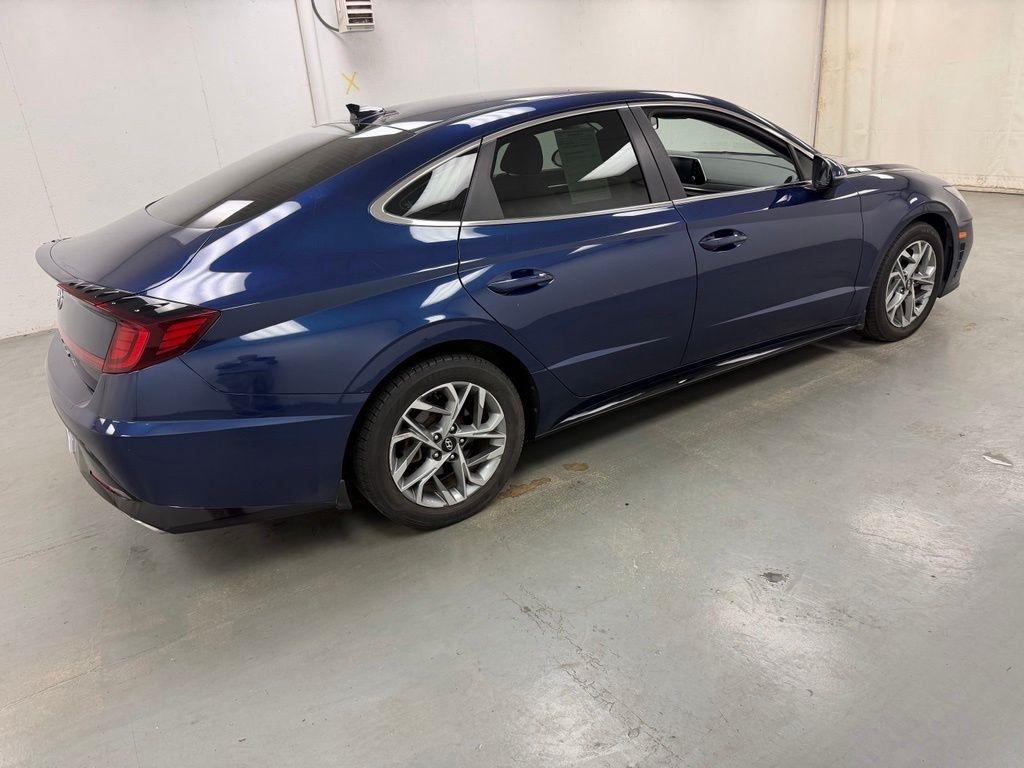Hyundai Sonata  2021