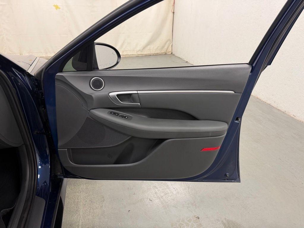 Hyundai Sonata  2021