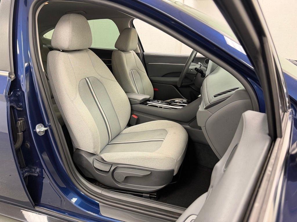 Hyundai Sonata  2021