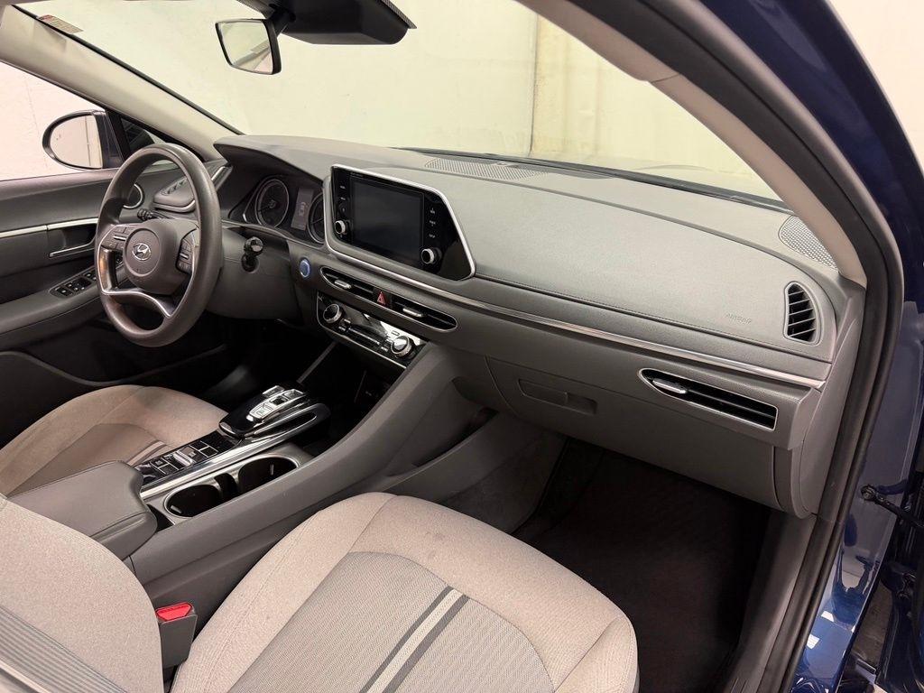 Hyundai Sonata  2021