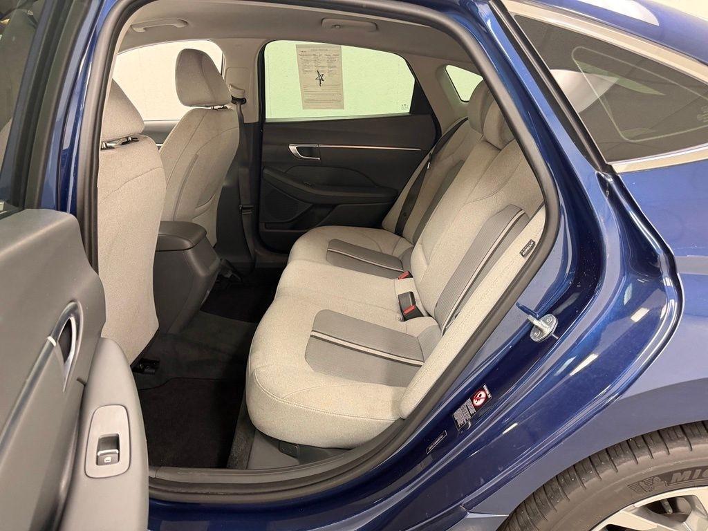 Hyundai Sonata  2021