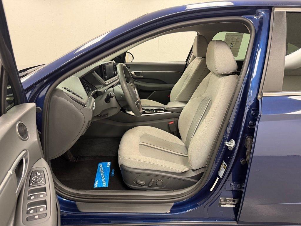 Hyundai Sonata  2021