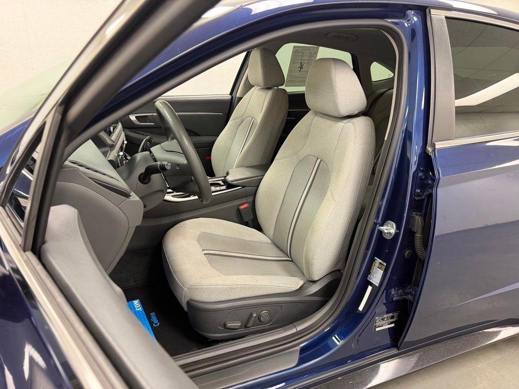 Hyundai Sonata  2021