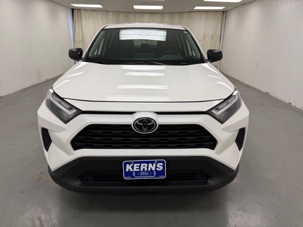 Toyota RAV4  2024